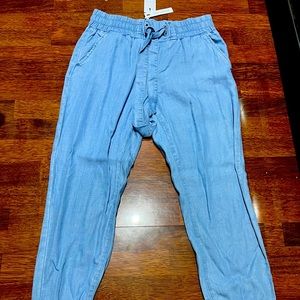 Brand new never worn , jeggings from Dynamite